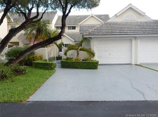 9963 NW 49th Ln, Doral, FL 33178