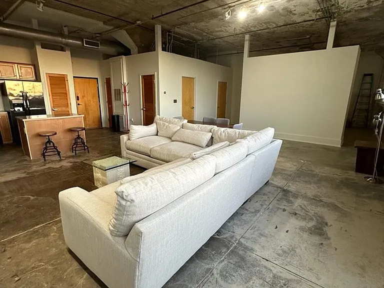 505 Whitehall St SW #205 — Photo 17