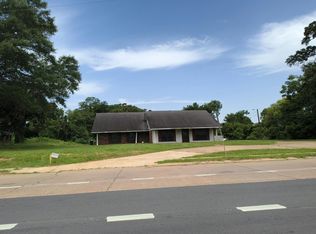 2010 Ringgold Ave, Coushatta, LA 71019