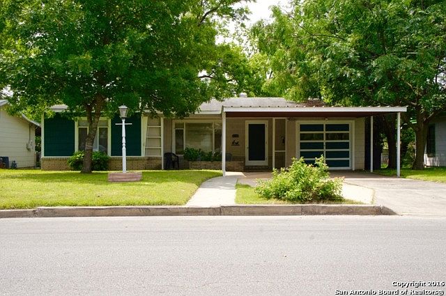 1st image of 758 Edgebrook Ln