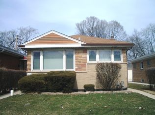 4938 Old Orchard Rd, Skokie, IL 60077