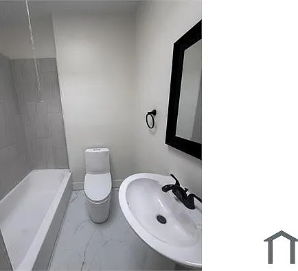 3 bed, $1,999 — Photo 4