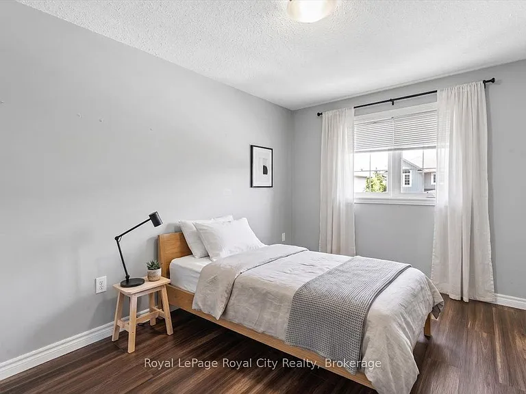 1498 Gordon St #25 — Photo 22