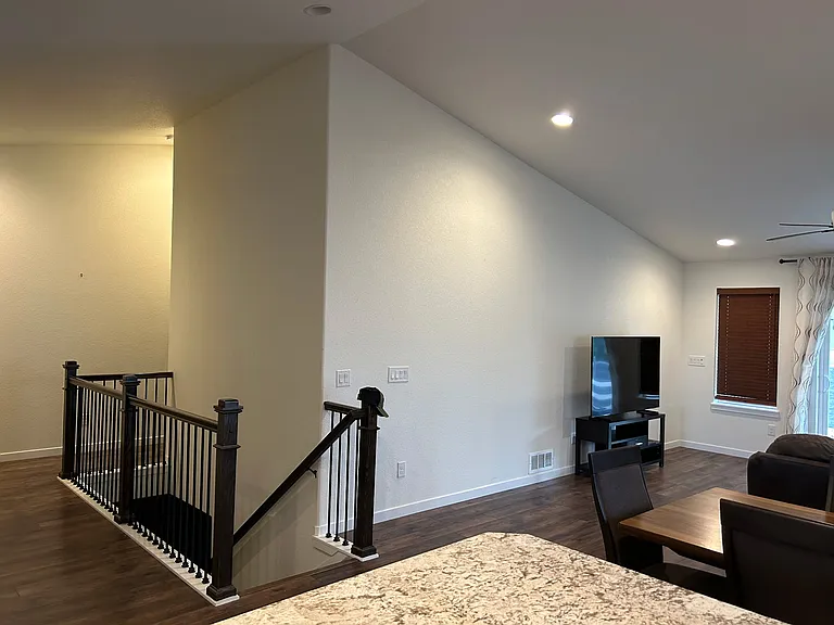3927 Ivy Hill Dr — Photo 10