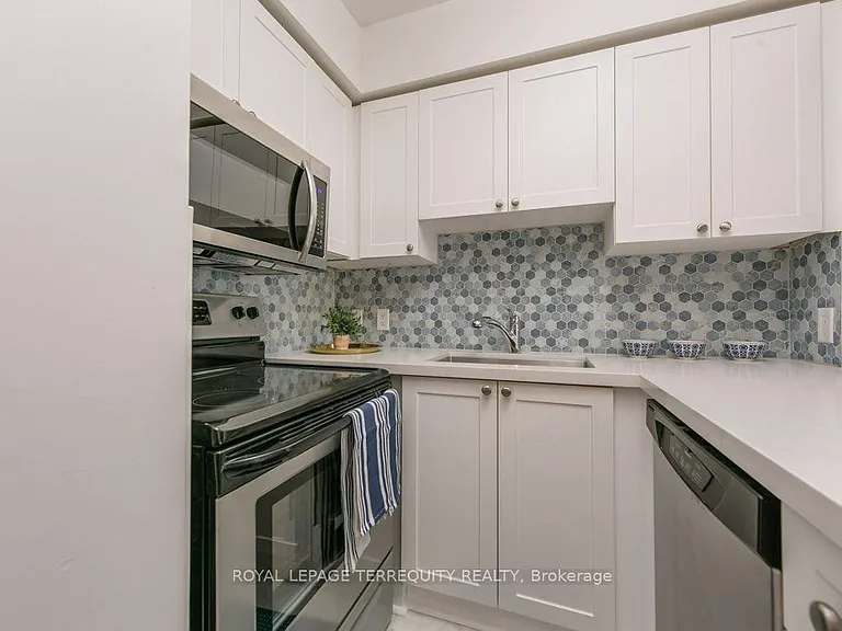 11 Crawford St #A — Photo 10