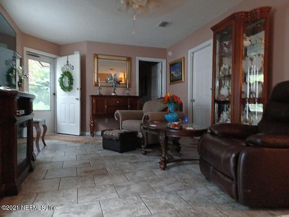 5th image of 5683 Ellis Trace Dr