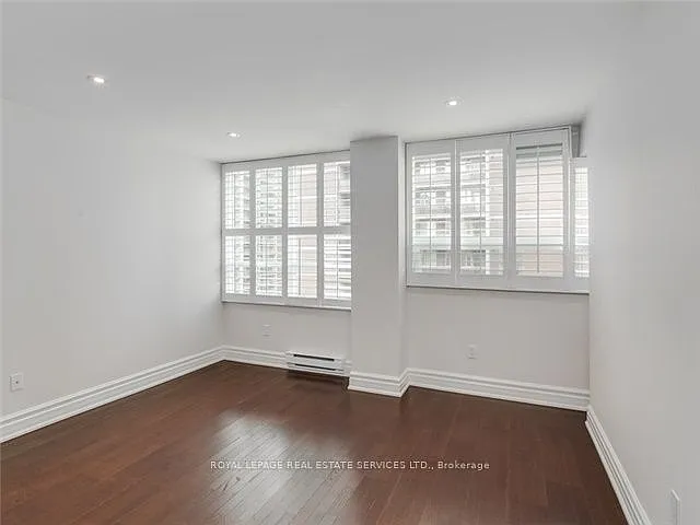 71 Charles St E #Penthouse 1605 — Photo 20