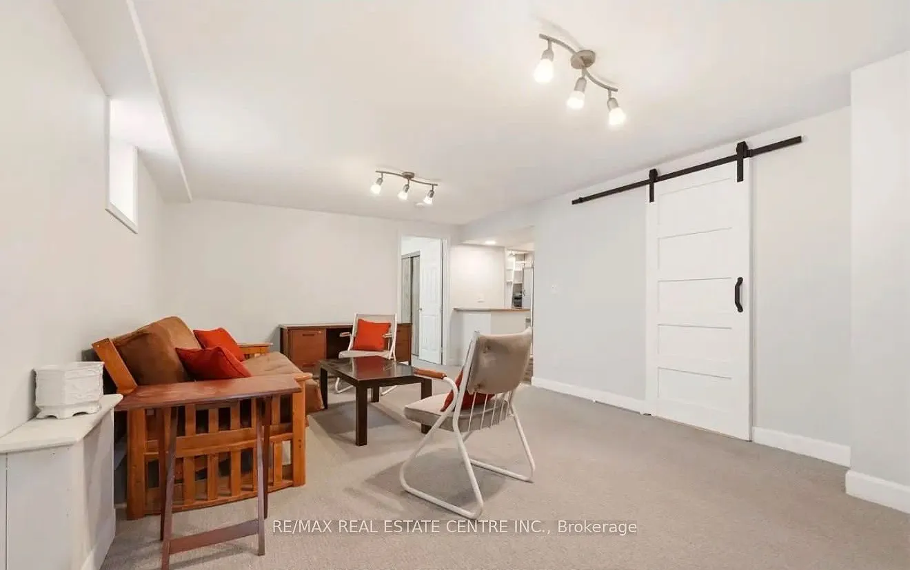 2 bed, $1,850 — Photo 3