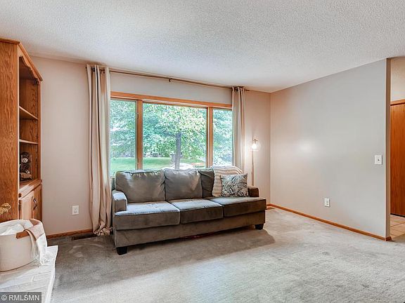 5th image of 11925 53rd Ave N