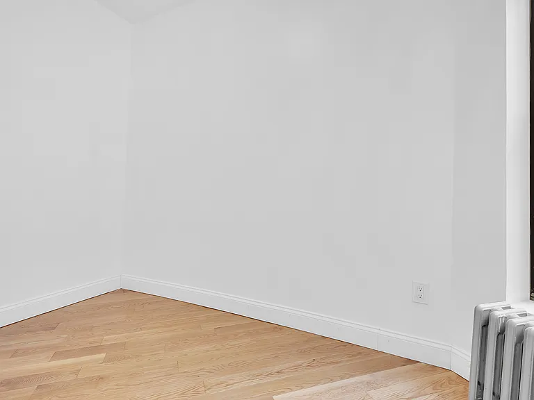 1274 Amsterdam Ave #10 — Photo 6