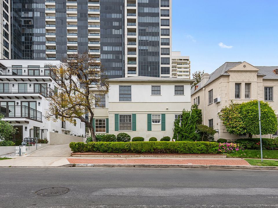 1st image of 10723 Ashton Ave #10723