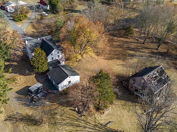 5th image of 729 Harleysville Pike