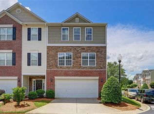 43 Ackland Dr, Greensboro, NC 27455
