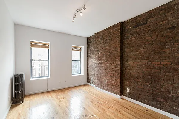 Rented by Town Residential | media 16