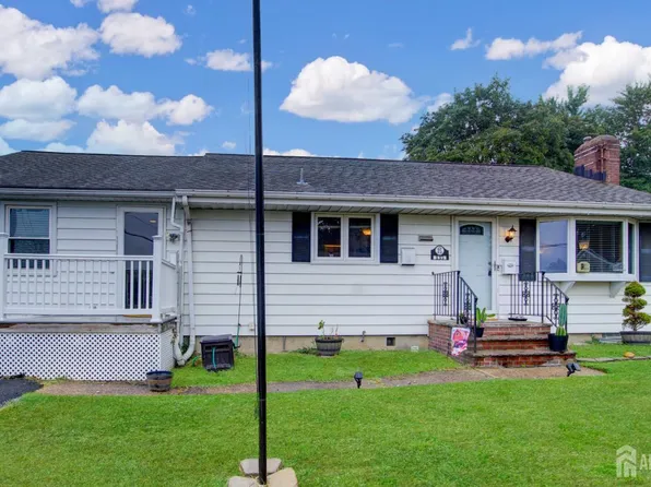 135 Washington Ave, Milltown, NJ 08850