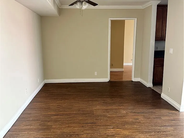 14801 Nordhoff St — Photo 39