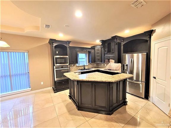 4th image of 3401 Southern Breeze Ave