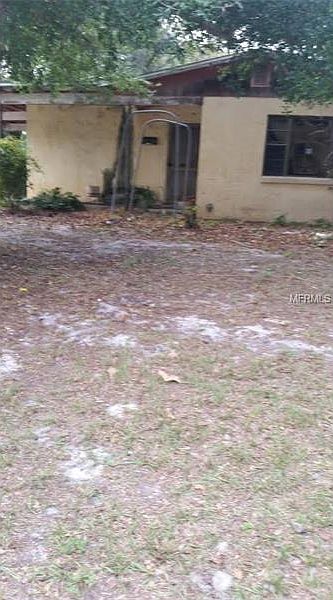 1st image of 945 Emerald Dr
