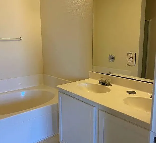 3418 Westview Dr — Photo 16