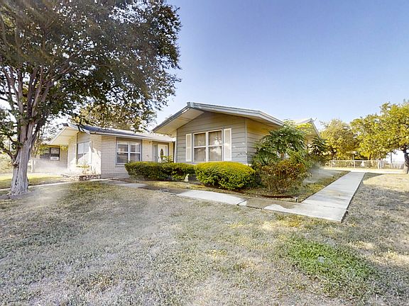 4th image of 459 Harcourt Ave.
