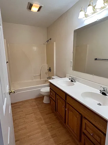 417 Fairgrounds Rd #13 Photo 1