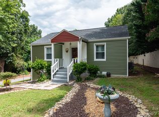 182 18th Street Pl NW, Hickory, NC 28601