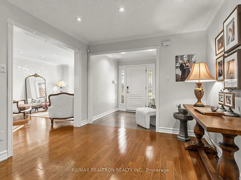 210 Westmount Blvd — Photo 4