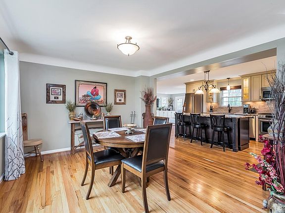 5th image of 7923 Jolain Dr
