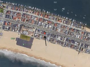 1219 W Balboa Blvd, Newport Beach, CA 92661
