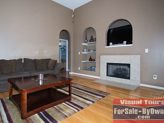 4th image of 5283 Promenade Dr