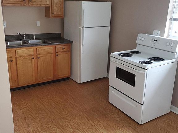 4th image of 3327 Noe Way APT 3