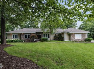 8540 Longleaf Dr SE, Ada, MI 49301