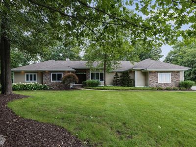 8540 Longleaf Dr SE, Ada, MI, 49301