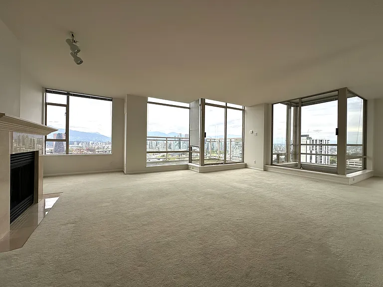 1590 W 8th Ave #1603 — Photo 41