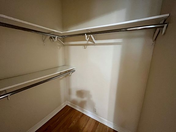 5th image of 531 Mellon St #1R