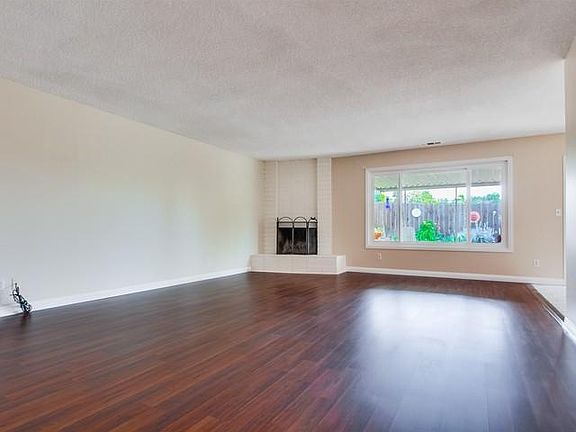 4th image of 6925 Cowles Mountain Blvd