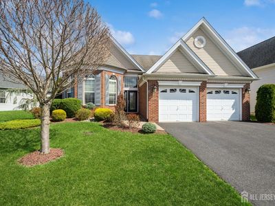 7 Riviera Dr, Monroe Township, NJ, 08831