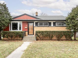 529 Peters Dr, City Of Waukesha, WI 53188