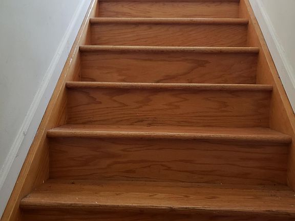 2nd image of 871 Montgomery St Floor 2