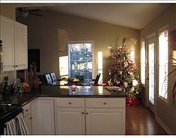 3rd image of 2013 Ingalls Ave