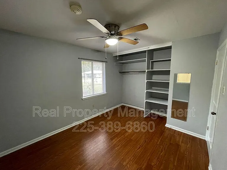 1875 Lombard Dr — Photo 10