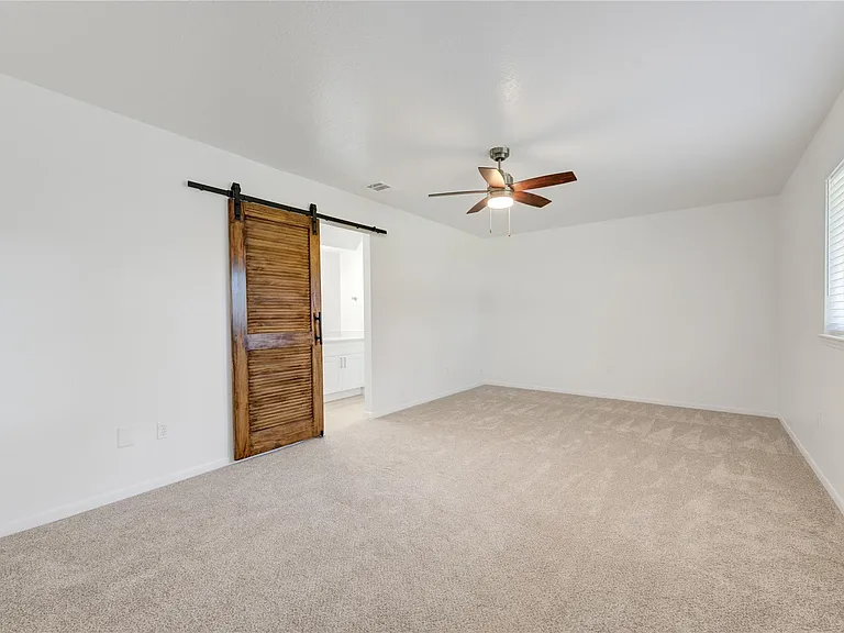 22323 Indian Ridge Dr — Photo 9