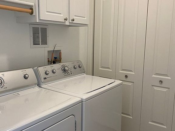 5th image of 509 E Kiowa St APT 102