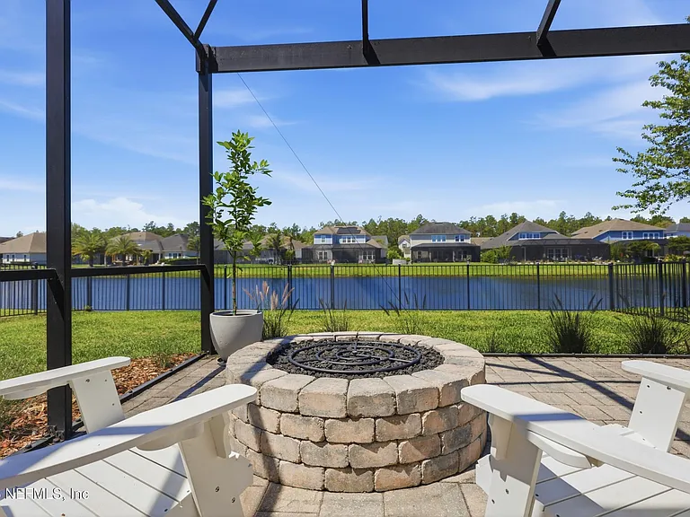142 Seabrook Dr — Photo 66