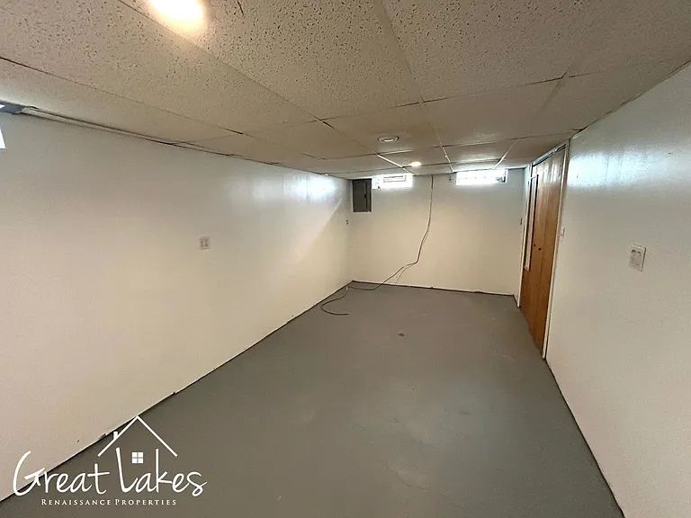 22077 Piper Ave — Photo 14