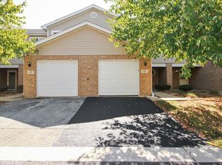 15 Forest Wood Ln #15, Park Forest, IL 60466