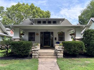 5733 Kenwood Ave, Kansas City, MO 64110