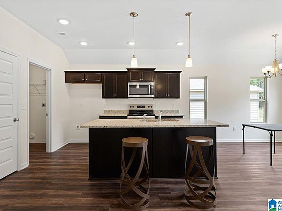 4th image of 2337 Pershing Place Loop