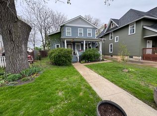 159 N 4th St APT 2, Aurora, IL 60505