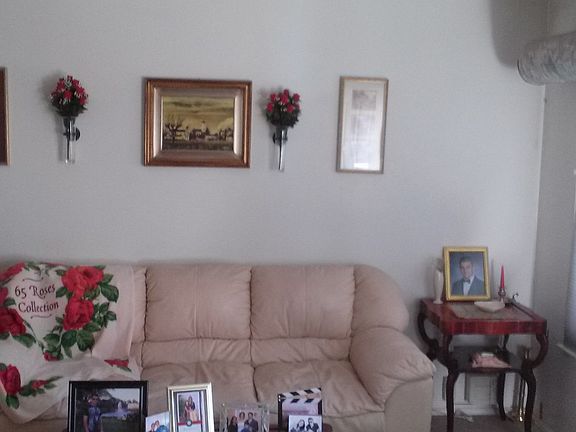 2nd image of 11 Bower Ct